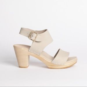 NWT Bryr Studio Miranda Mid-Heel Sandal - Size 7